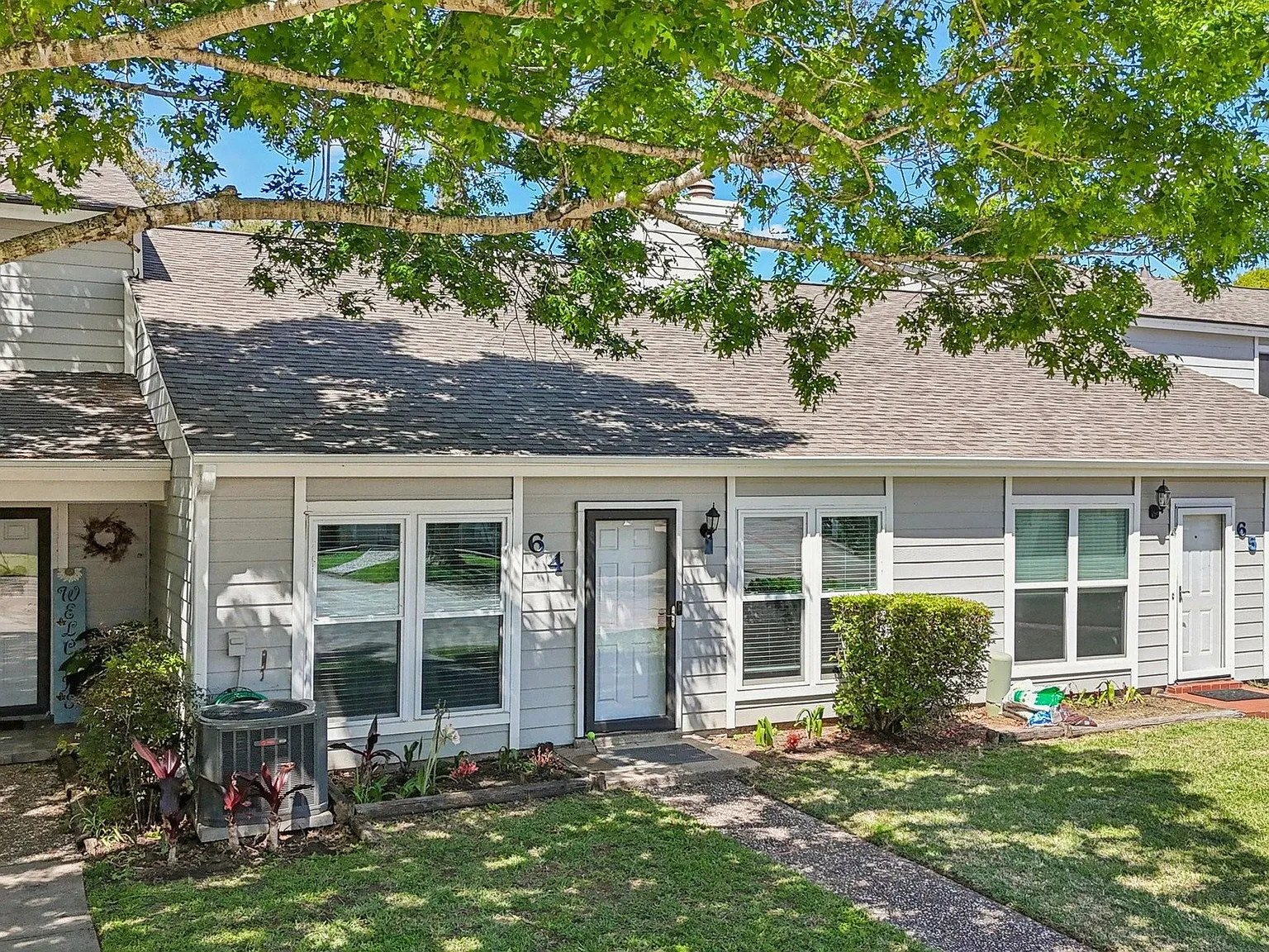 2 bed, 2.0 bath, 1599 sqft, $2,200 — Photo 3