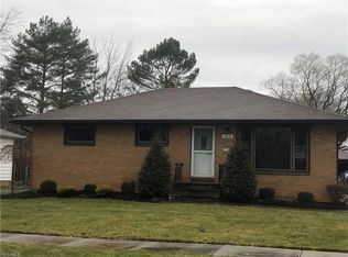 7014 Maplewood Rd, Parma Heights, OH 44130