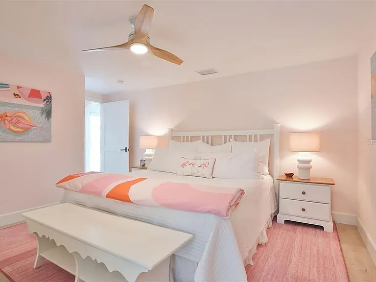 605 Concord Ln — Photo 27
