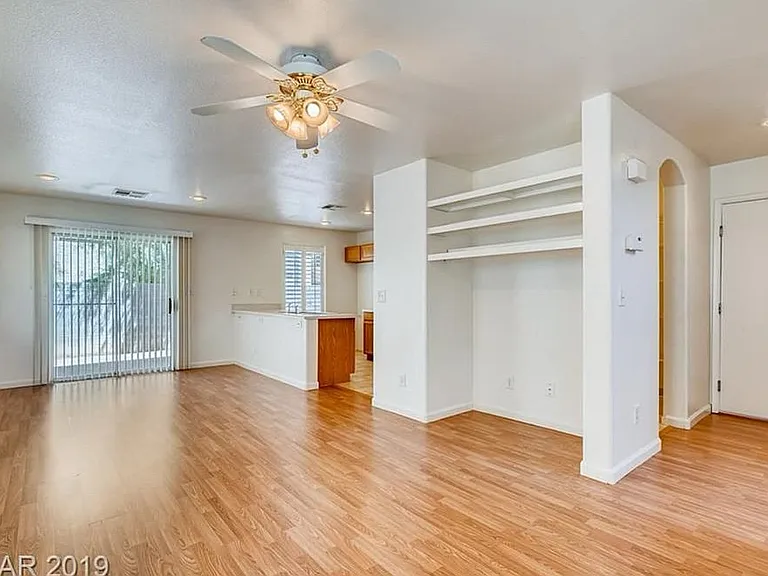2446 El Valle St — Photo 9