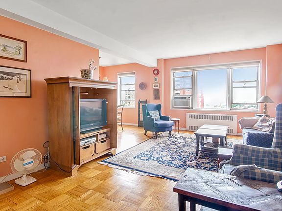 3rd image of 34 Plaza St E APT 1006