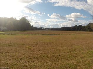 Lockwood Rd, Madison, OH 44057