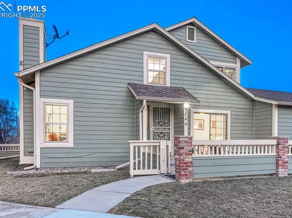 740 Crown Point Dr, Colorado Springs, CO 80906