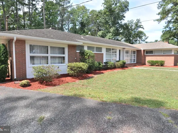 18 Greenway Ave, Pocomoke City, MD 21851