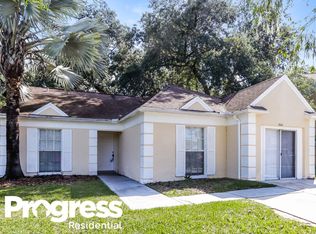 1666 Palm Leaf Dr, Brandon, FL 33510