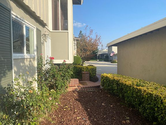 2nd image of 2625 College Ln