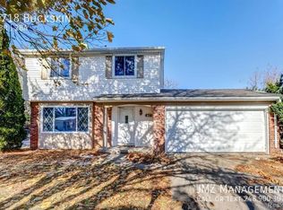 8718 Buckskin Dr, Commerce Township, MI 48382