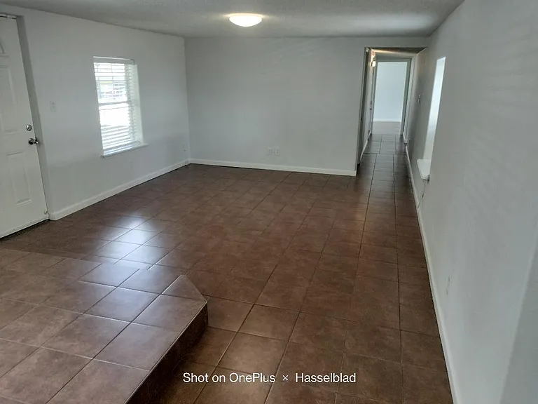 25402 Redwood Ln — Photo 7