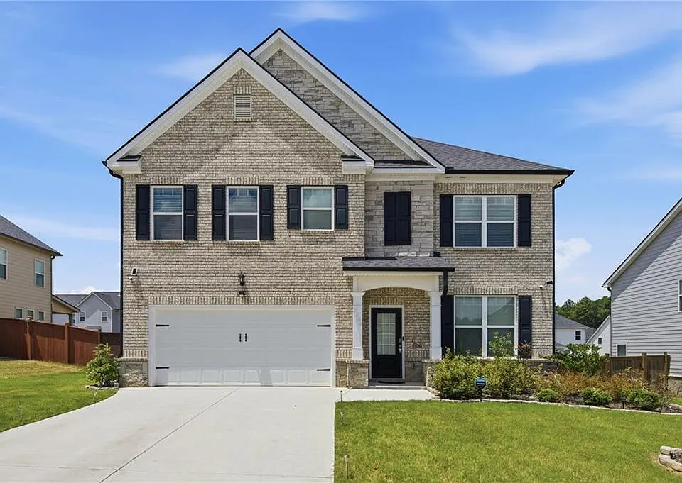 3369 English Elm Way