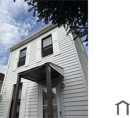 209 21st St — Photo 2