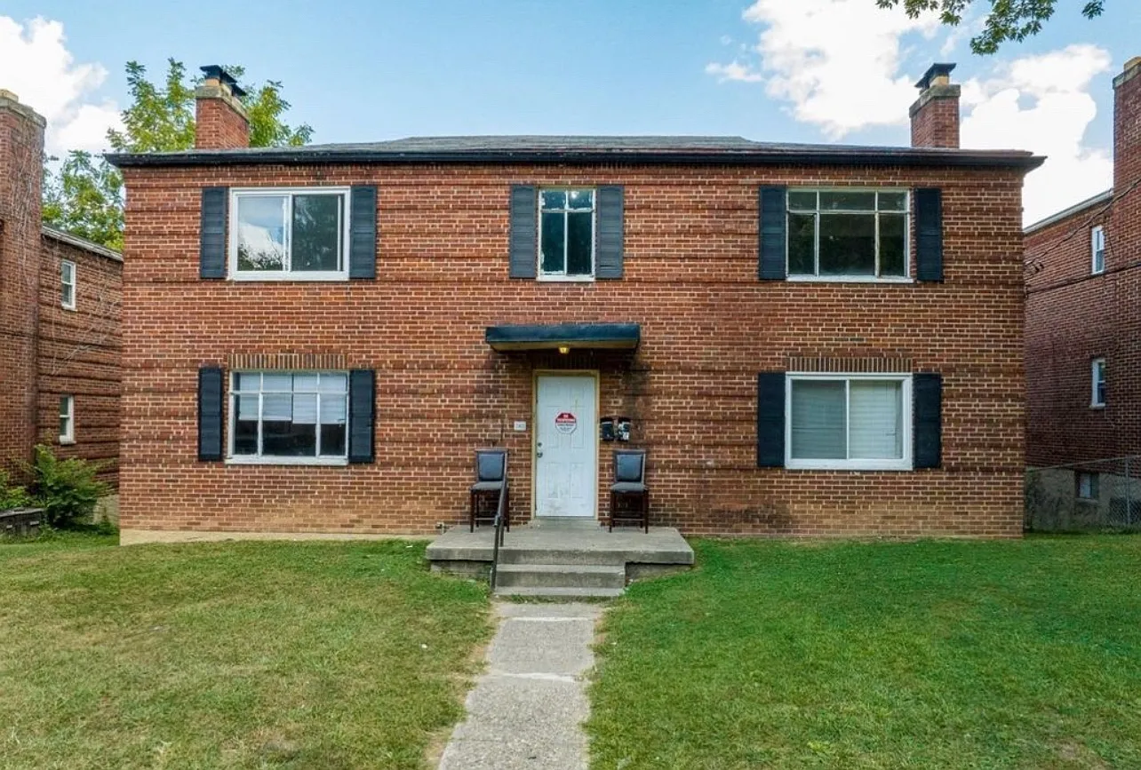 138 Glenridge Pl — Photo 1