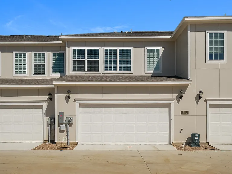 The Residences at Rayzor Ranch — Photo 20