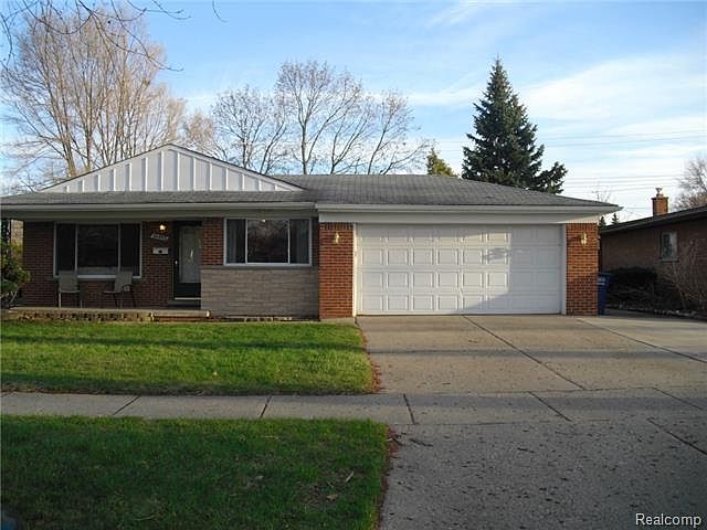 1st image of 34553 Bayview St