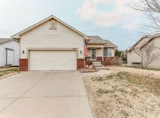2506 E Kite St, Wichita, KS 67219
