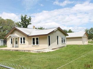 6918 W Emery Rd, Houghton Lake, MI 48629