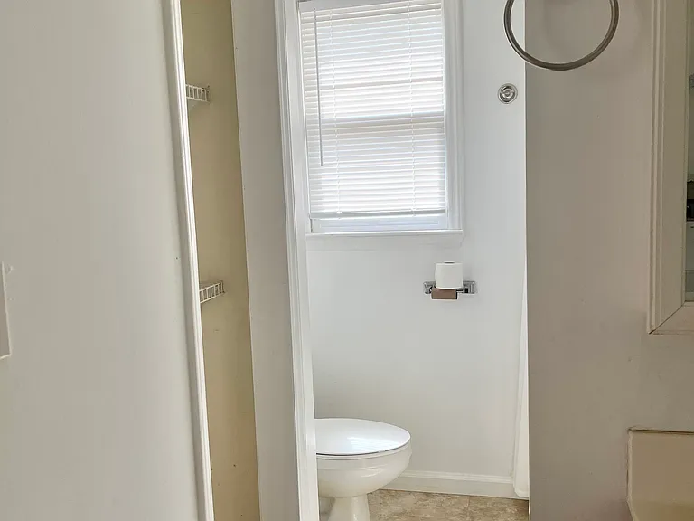 28 Brown Hollow Ln #B — Photo 3