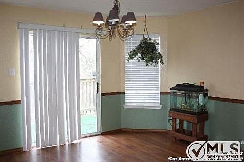 4th image of 10159 Cedarcliff
