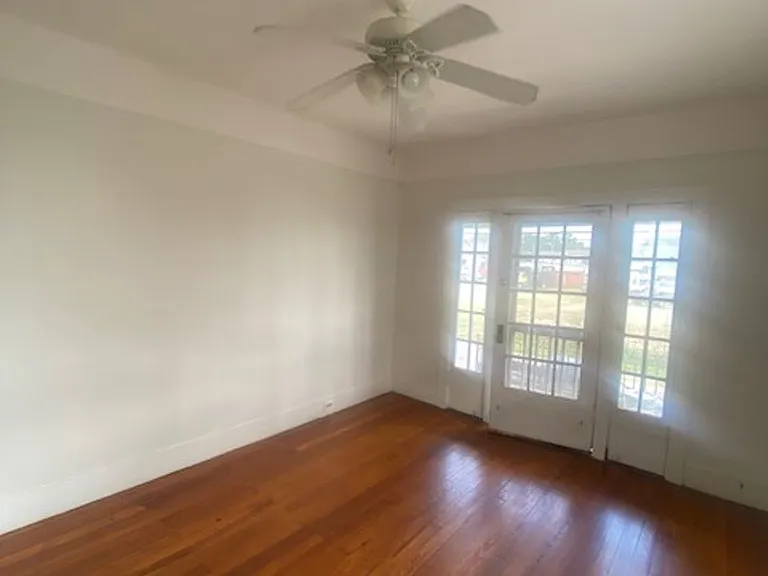 4616 Conti St — Photo 3