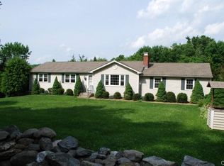 9 Chimmney Swift Dr, Sandy Hook, CT 06482