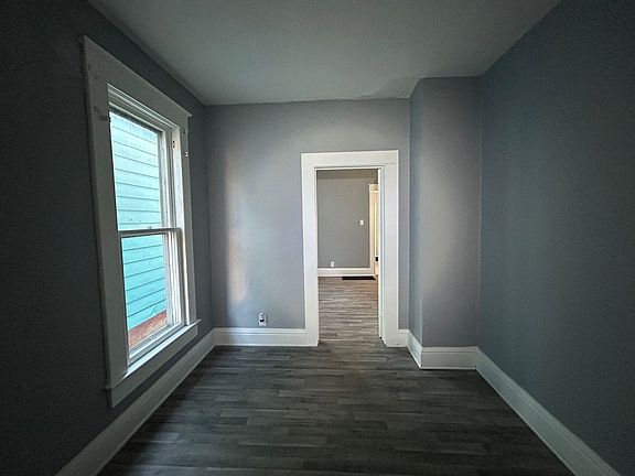 4th image of 323 Sherman St #A