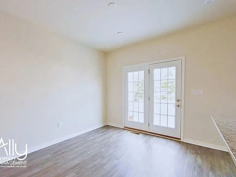 2424 Pocoson Wood Ct #1 — Photo 11