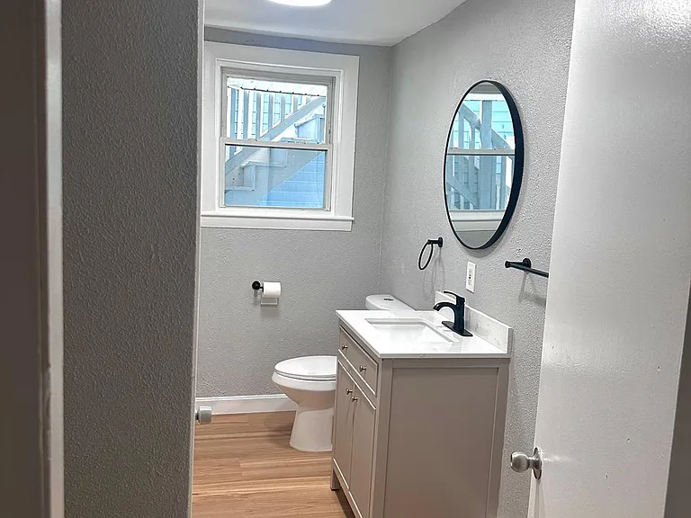 429 Mechanic St #B — Photo 18