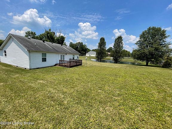 3rd image of 1088 Dana Dr
