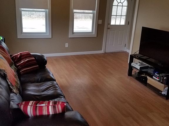 5th image of 48 Dam St