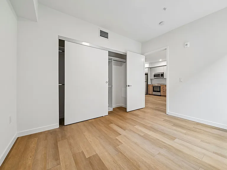 738 Normandie — Photo 28
