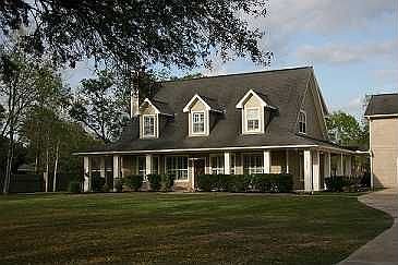 1st image of 1903 Dowling Dr