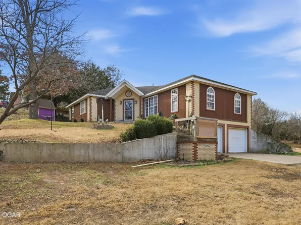 606 Cemetery Rd, Seneca, MO 64865