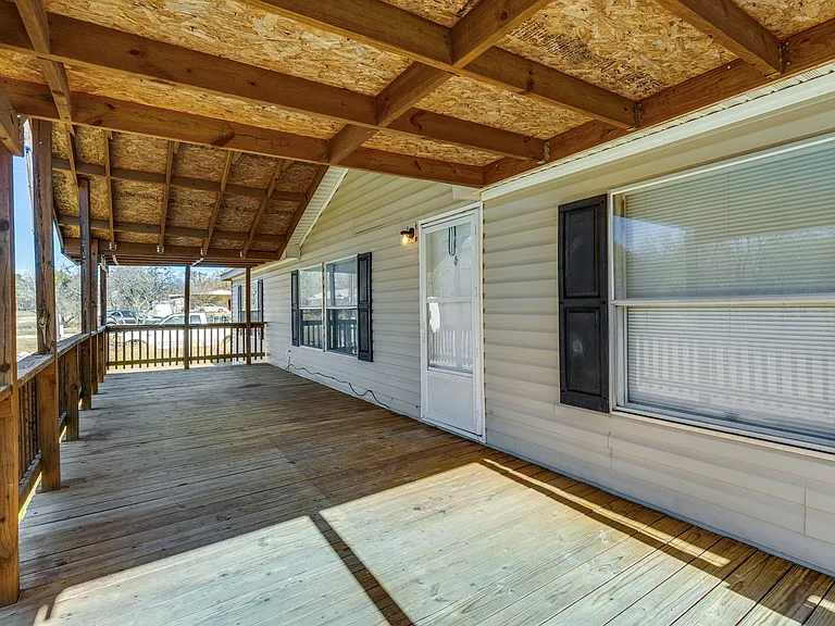 445 Arvel Cir — Photo 3