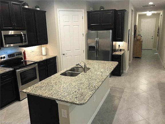 4th image of 4126 SW 17th Pl