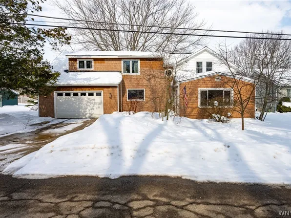 170 Rosewood Ave, Angola, NY 14006