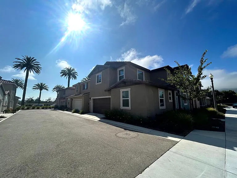 295 Fuerte Dr — Photo 30