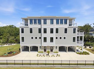 8421 River Rd #A, Wilmington, NC 28412