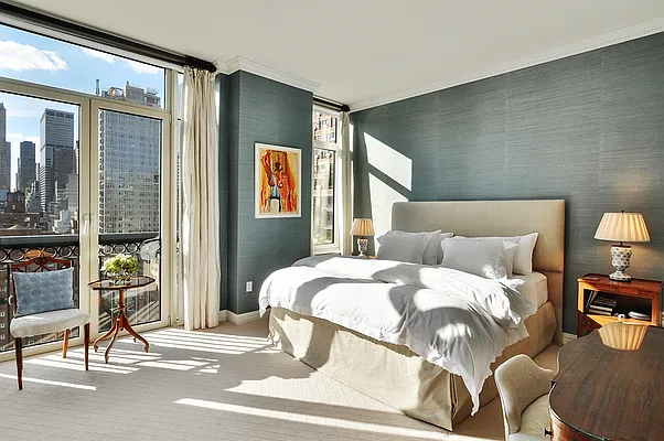 Sold by Corcoran | media 33