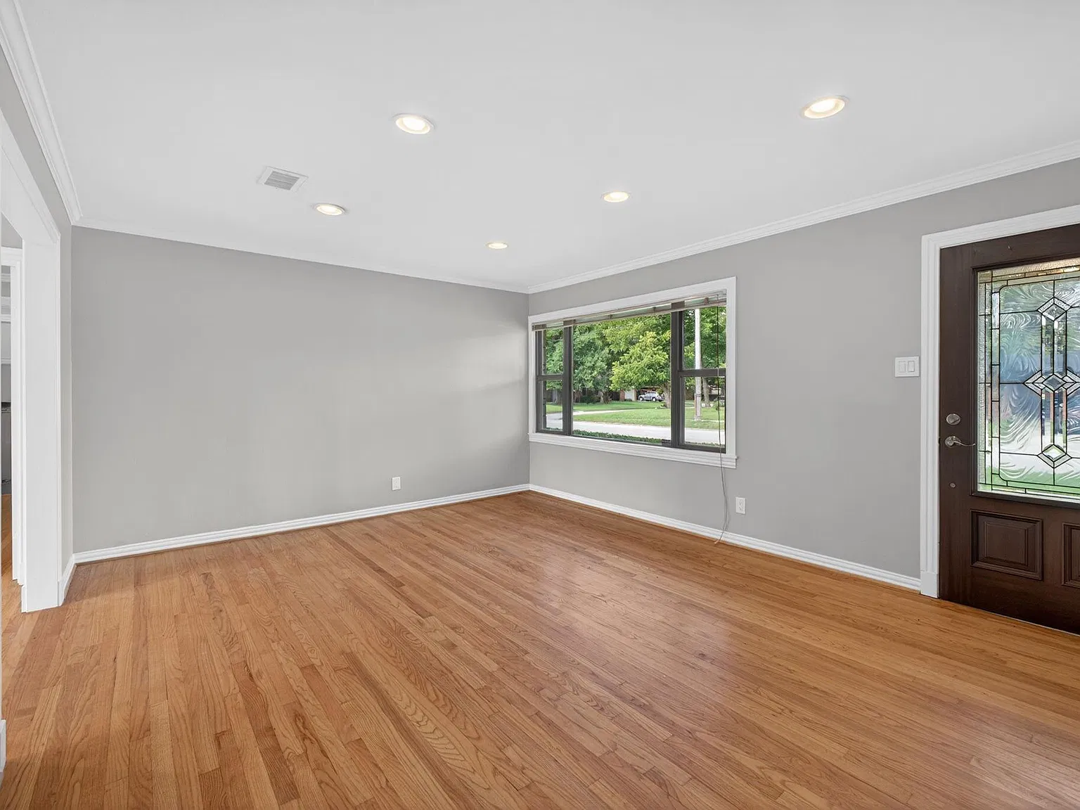 2 bed, 2.0 bath, 1395 sqft, $2,900 — Photo 4