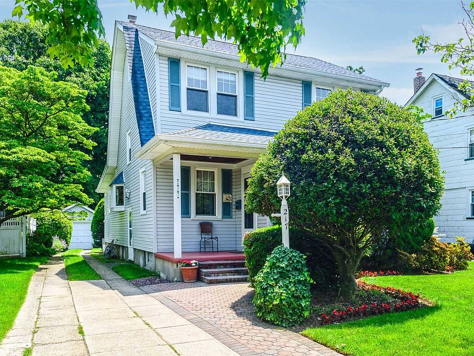 1st image of 217 N Forest Ave