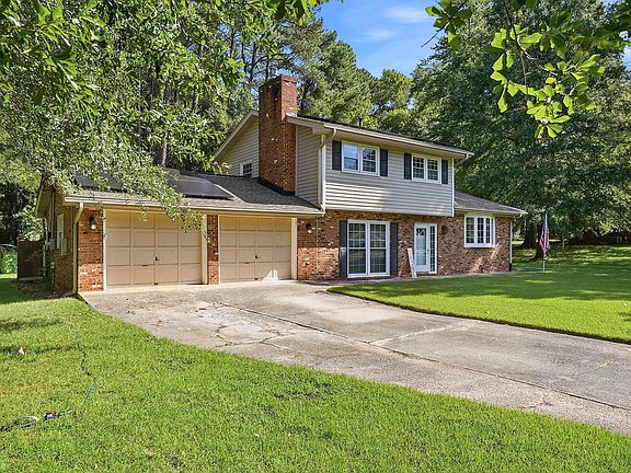 2nd image of 5009 Stockton Dr