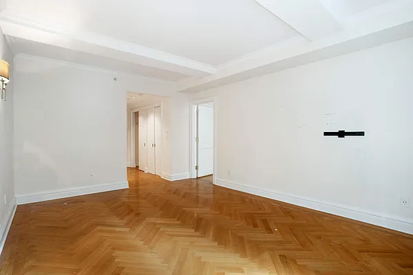 Rented by Compass | media 40