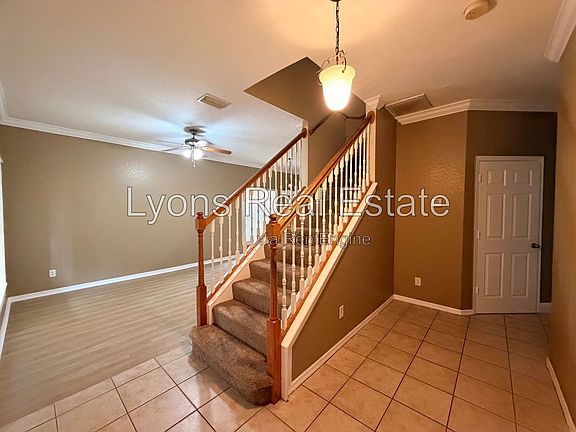 4th image of 8360 Silver Birch Way