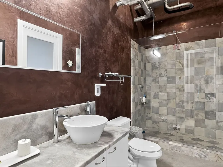 435 N Andrews Ave #206 — Photo 10