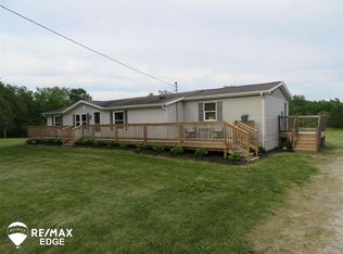 11330 Oak Rd, Otisville, MI 48463