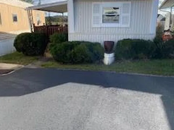 1231 Millers Ct, Boyertown, PA 19512