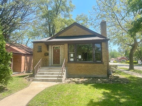 2nd image of 14437 S Dearborn St