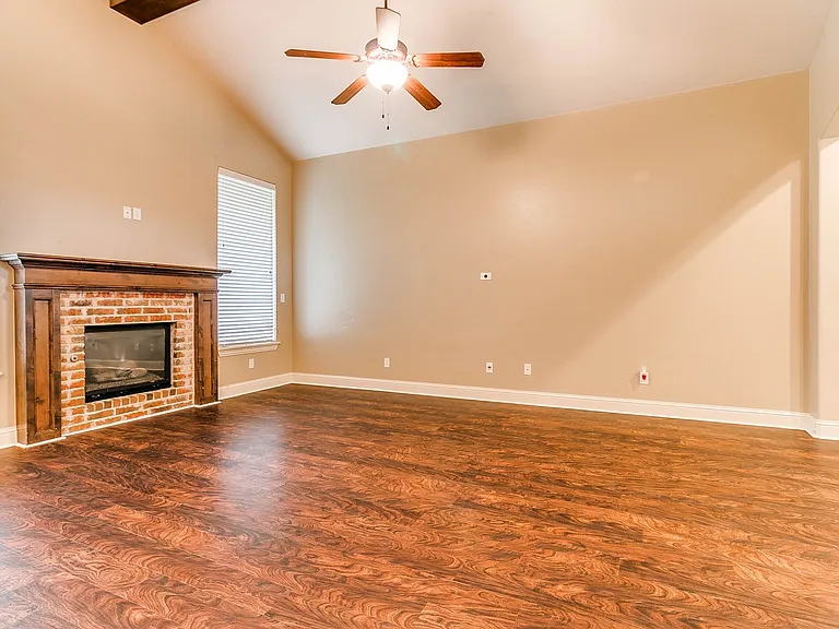 4909 Kelly Lakes Dr — Photo 11