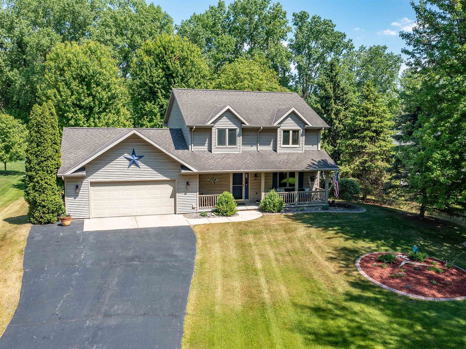 3176 Longview Ln, Suamico, WI 54173 Zillow