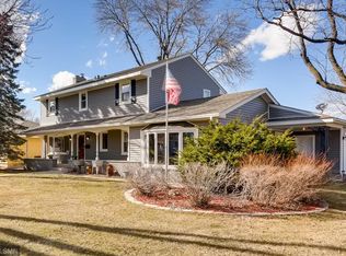 541 6th Ave E, Shakopee, MN 55379