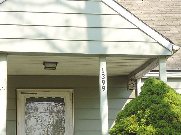 2nd image of 1399 Adelaide Ave SE